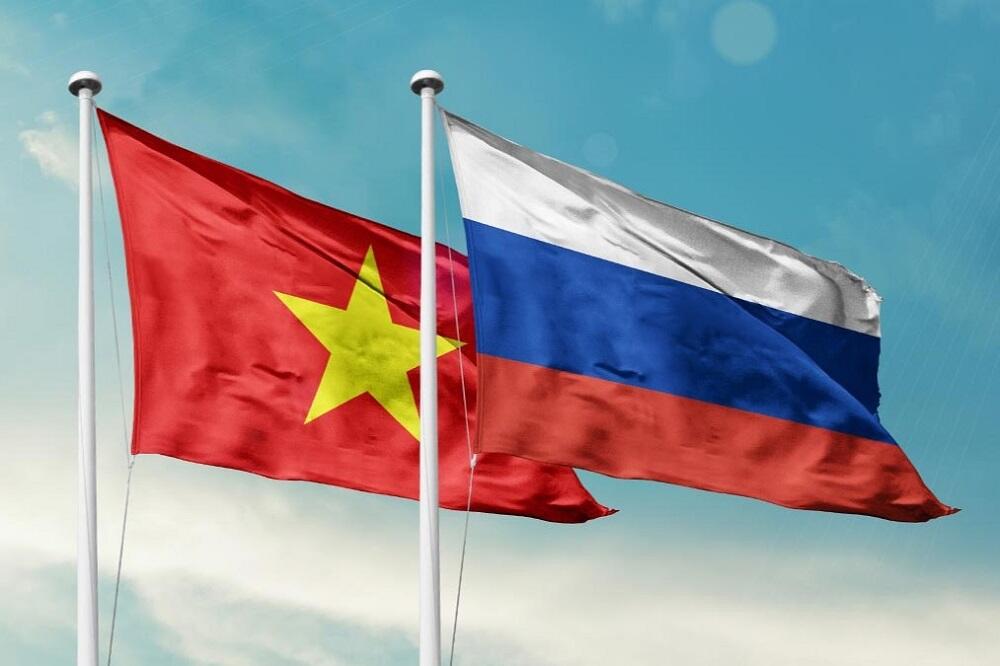 Flags of Vietnam and Russia